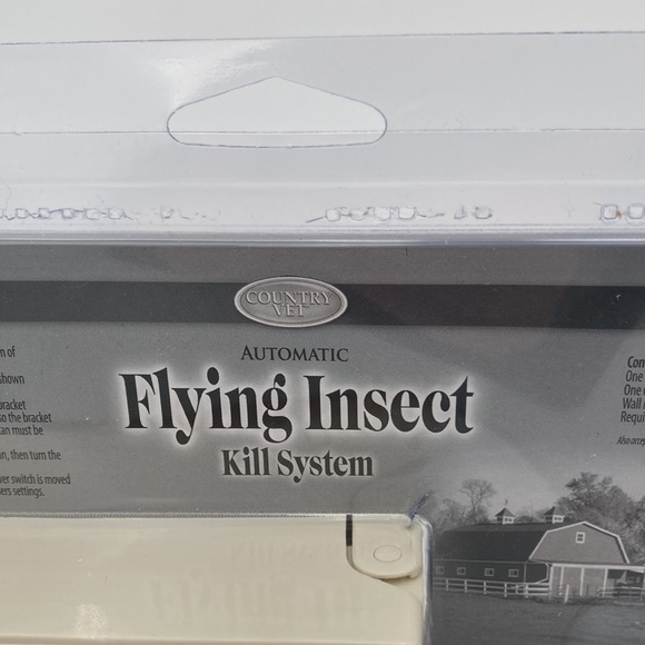Country Vet Automatic Flying Insect Kill System Works 24 Hours a Day New Sealed - Picture 10 of 13